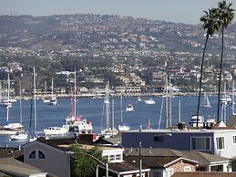 Balboa Inn, On the Beach