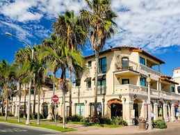 Balboa Inn, On the Beach