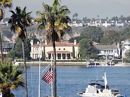 Balboa Inn, On the Beach