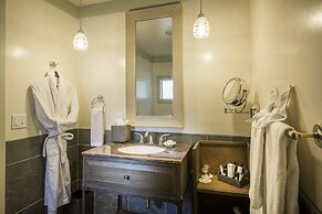 Heritage House Resort & Spa