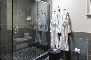 Heritage House Resort & Spa