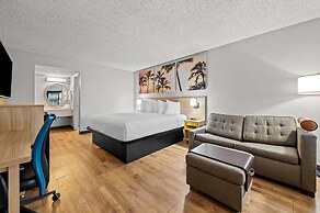Days Inn by Wyndham Buena Park
