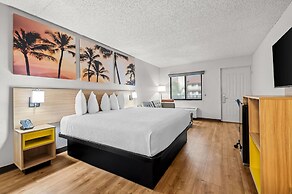 Days Inn by Wyndham Buena Park