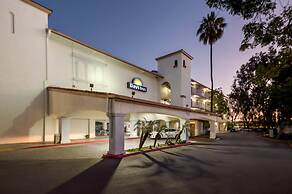Days Inn by Wyndham Buena Park