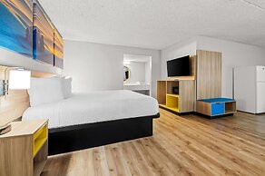 Days Inn by Wyndham Buena Park