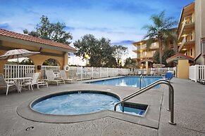 Days Inn by Wyndham Buena Park