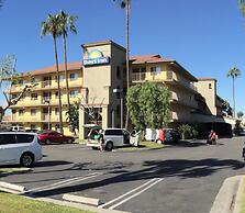 Days Inn by Wyndham Buena Park