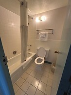 Budget Inn