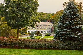 Mayflower Inn & Spa, Auberge Resorts Collection
