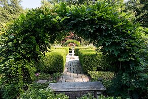 Mayflower Inn & Spa, Auberge Resorts Collection