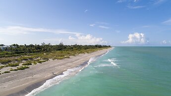 Tween Waters Island Resort & Spa