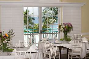 Tween Waters Island Resort & Spa