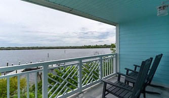 Tween Waters Island Resort & Spa