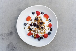 Postcard Inn On The Beach