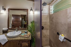 The Mauian - Boutique Beach Studios on Napili Bay