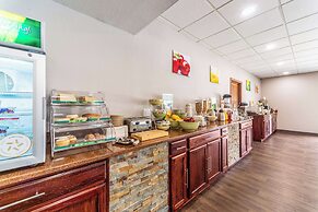 Quality Inn & Suites Vandalia near I-70 and Hwy 51
