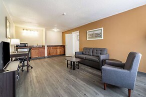Quality Inn & Suites Vandalia near I-70 and Hwy 51
