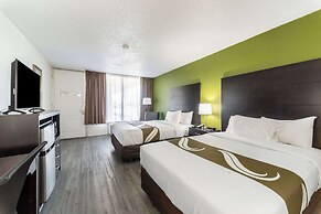 Quality Inn & Suites Vandalia near I-70 and Hwy 51