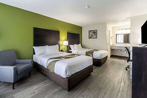 Quality Inn & Suites Vandalia near I-70 and Hwy 51