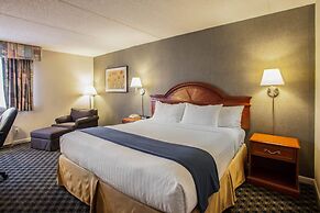 Quality Inn and Suites St Charles - West Chicago