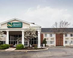 Quality Inn and Suites St Charles - West Chicago