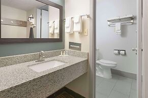 Quality Inn Newton at I-80