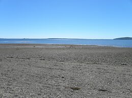 Colonial Gables Oceanfront Village