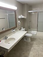 Super 8 by Wyndham O Neill NE