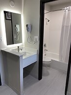 Super 8 by Wyndham York NE