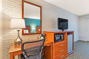 Best Western Hendersonville Inn