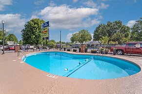 Best Western Hendersonville Inn