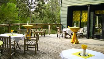 The Inn At Middleton Place