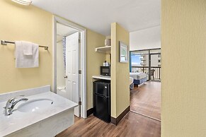 North Shore Oceanfront Resort Hotel with Waterpark
