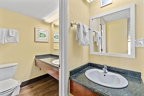 North Shore Oceanfront Resort Hotel with Waterpark