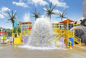 North Shore Oceanfront Resort Hotel with Waterpark