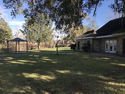Columbia Lakes Resort Cottages