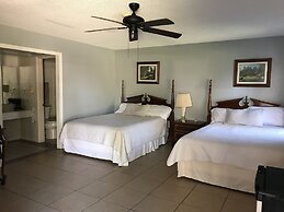 Columbia Lakes Resort Cottages