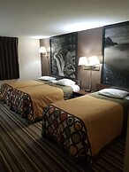 Super 8 by Wyndham Shelton