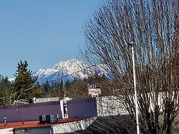 Super 8 by Wyndham Shelton