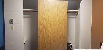 Super 8 by Wyndham Port Angeles at Olympic National Park