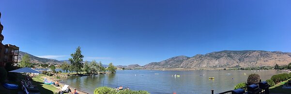 Holiday Inn Hotel & Suites Osoyoos by IHG