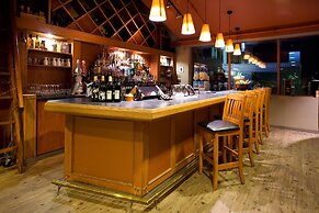 Holiday Inn Hotel & Suites Osoyoos by IHG