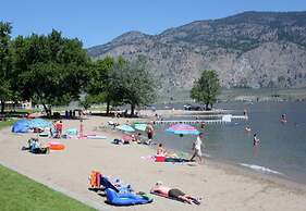 Holiday Inn Hotel & Suites Osoyoos by IHG