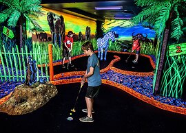 Skyline Hotel & Waterpark