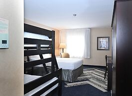 Skyline Hotel & Waterpark