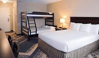 Skyline Hotel & Waterpark