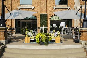 Delta Hotels by Marriott Bessborough