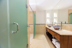 Playa Los Arcos Hotel Beach Resort & Spa