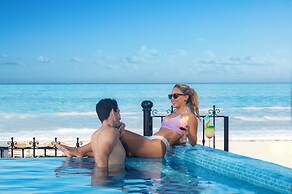 Playa Los Arcos Hotel Beach Resort & Spa