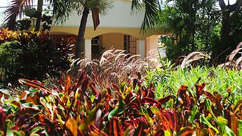 Blue Horizons Garden Resort